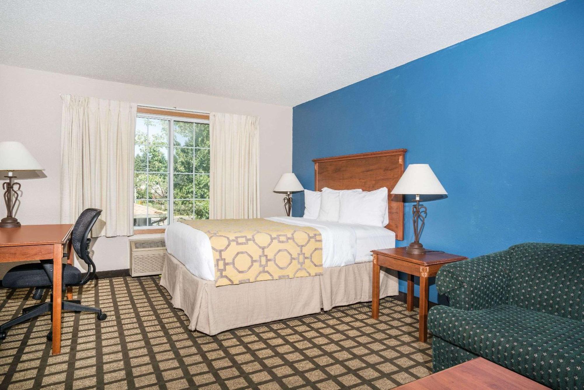 Hotel Baymont By Wyndham Albany Exterior foto